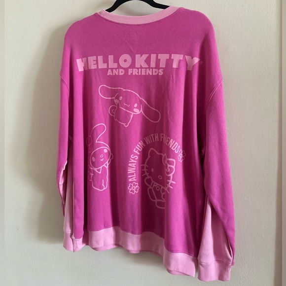 NWT Hello Kitty And Friends Two-Tone Graphic Sweatshirt Pink Size X Large - Picture 6 of 6